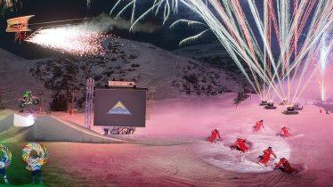 Pistebully's, vuurwerk, vliegers, skishows: tijdens de Nightflow Fiss toont het skigebied alles wat zij te bieden heeft, © Bergbahnen Fiss-Ladis