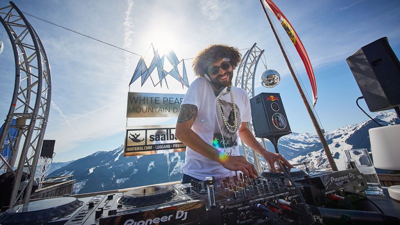 DJ bei den White Pearl Mountain Days in Fieberbrunn, © Daniel Roos