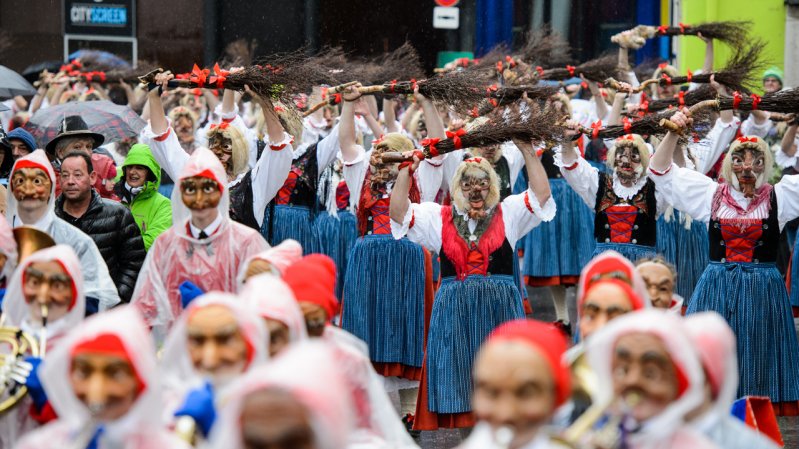 Heksendans tijdens de beim Imster Schemenlaufen, © Imst Tourismus/Franz Oss