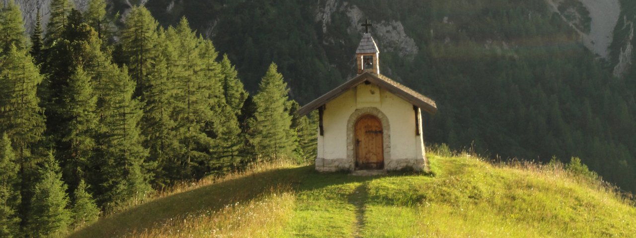 Adelaarsweg etappe 11: Karwendelhaus – Hallerangerhaus/-alm, © Tirol Werbung/Holger Gassler