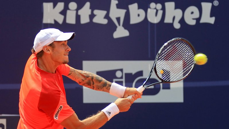 Andreas Haider-Maurer in het Kitzbühel tennisstadion, © GEPA pictures/Christian Walgram