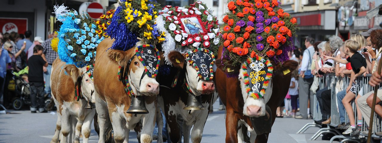 De almabtrieb naar Kufstein luidt het grote volksfeest op het Oberen Stadtplatz in, © Ferienland Kufstein