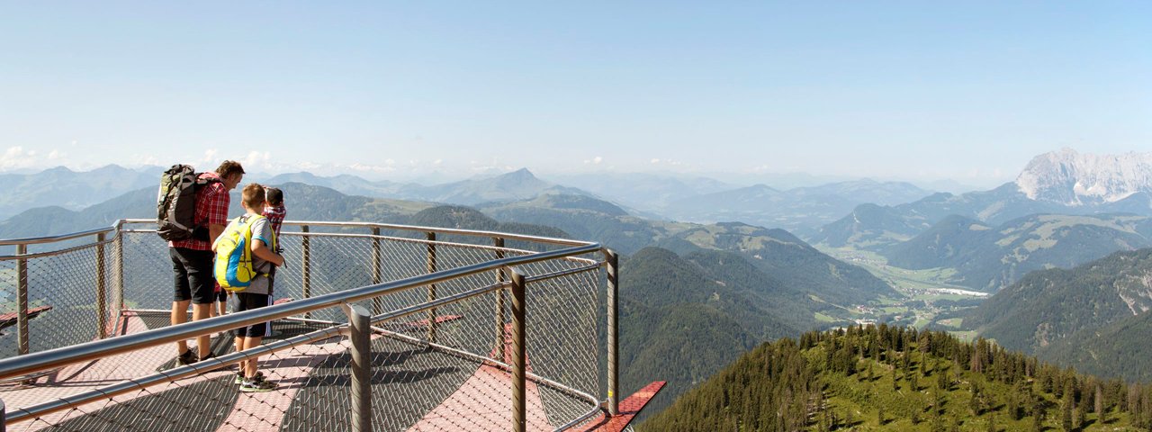 Uitkijkplatform in het Triassic Park, © Tirol Werbung/